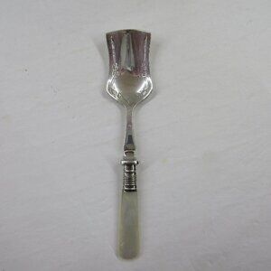 Sheffield Silverplate Mother Of Pearl Handle Antique Cheese Scoop Spoon 5 3/8"